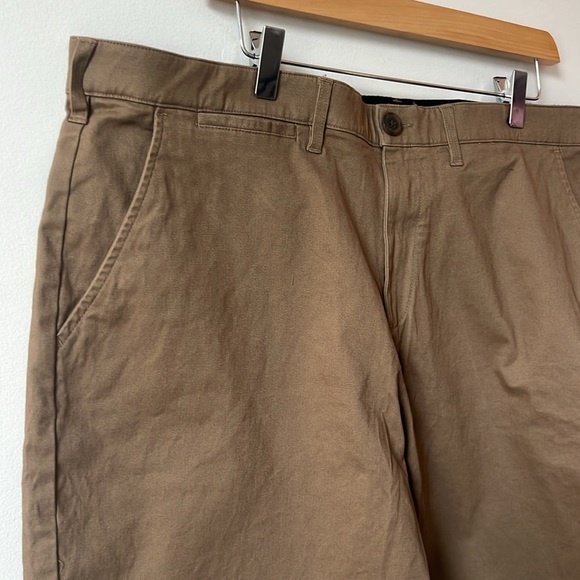 Jachs New York Men's Shorts - Picture 2 of 6